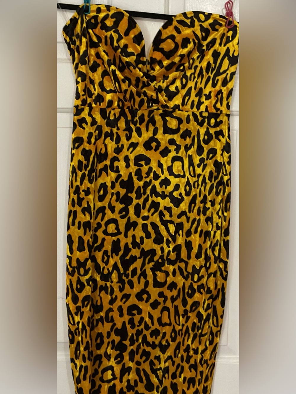 High-Impact Yellow Leopard Print Midi Skirt